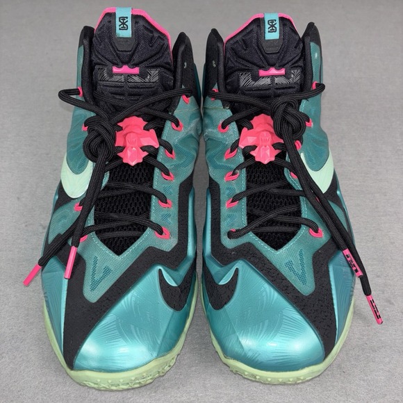 Nike LeBron 11 South Beach 2014 Men's Size 10.5 Aqua/Pink 616175-330 - Picture 1 of 9